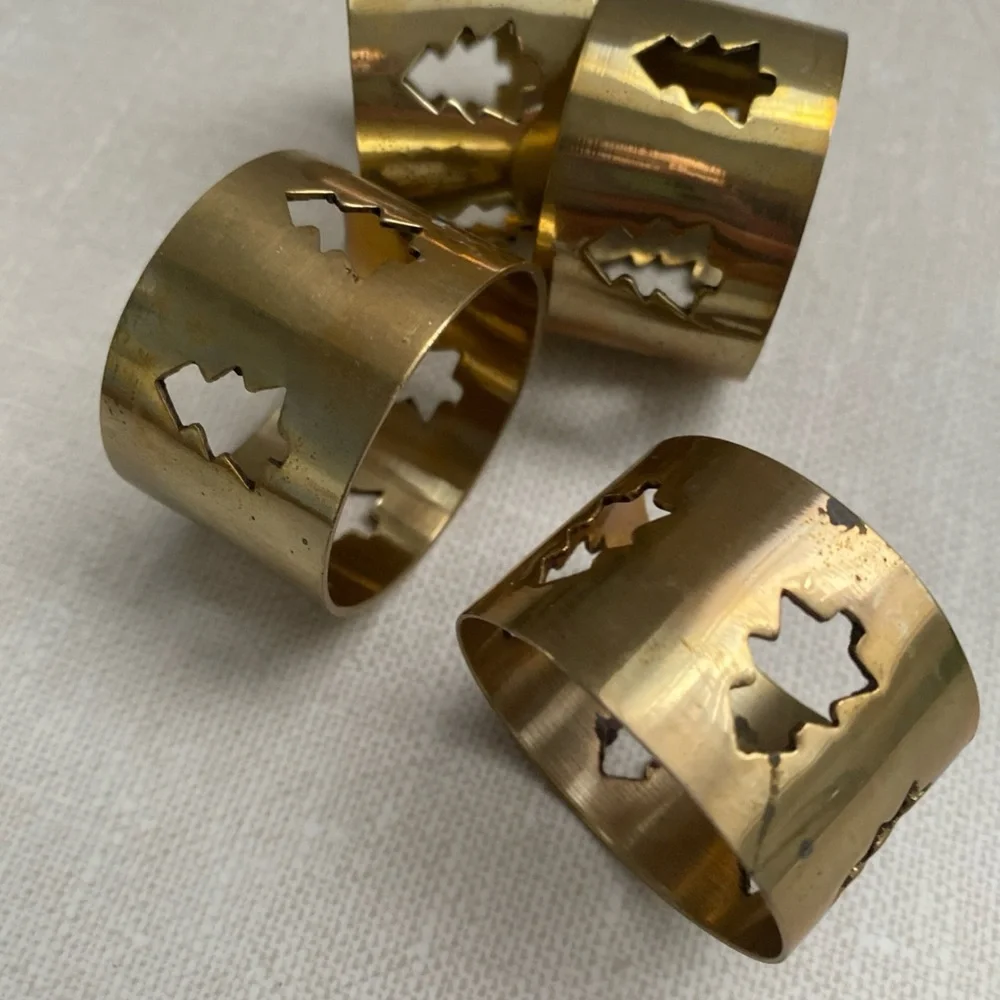 Vintage‎ Brass Laser Cut Christmas Tree Cut Out Napkin Rings Set of 4 Holiday